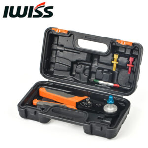 เครื่องมือย้ำหางปลา IWISS HD-2612D